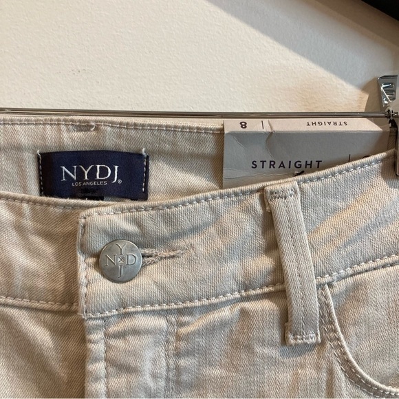 NYDJ Sz 8 Marilyn Straight Cream Coloured Jeans NWT - Picture 2 of 11